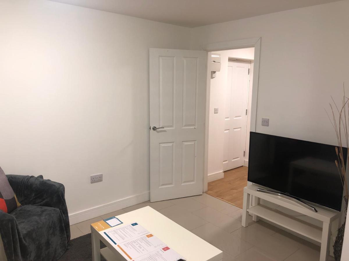 2 Bedroom Large Town Centre Apartment Free Parking Loughborough Esterno foto